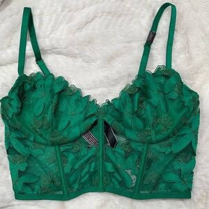 Victoria's Secret Green Floral Lace Bra